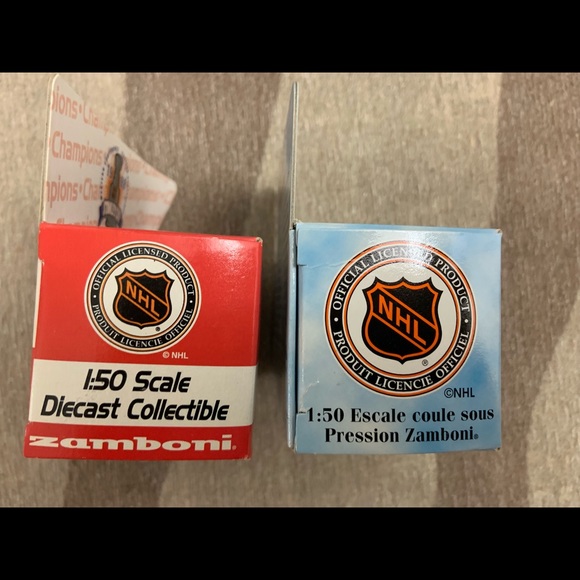 Red Wing Collectible 1:50 scale die-cast  (TWO) - Picture 3 of 3